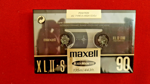 Audiokassetten maxell xl - ►,